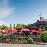 Ibis Budget Senlis 